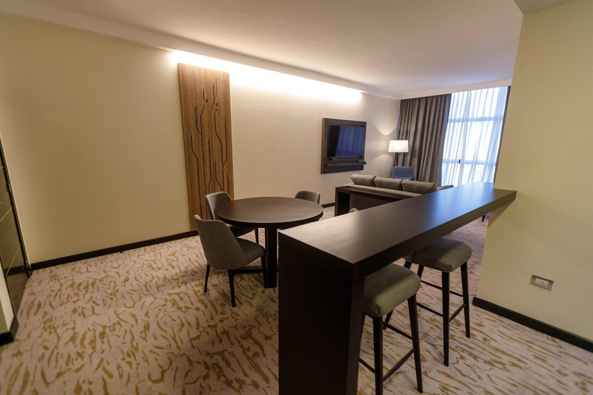 Hilton Garden Inn Santiago Del Estero - Hilton Hotels Eksteriør bilde